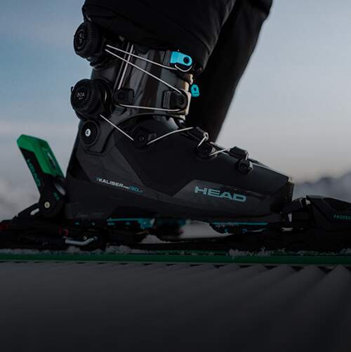 Skischuhe.