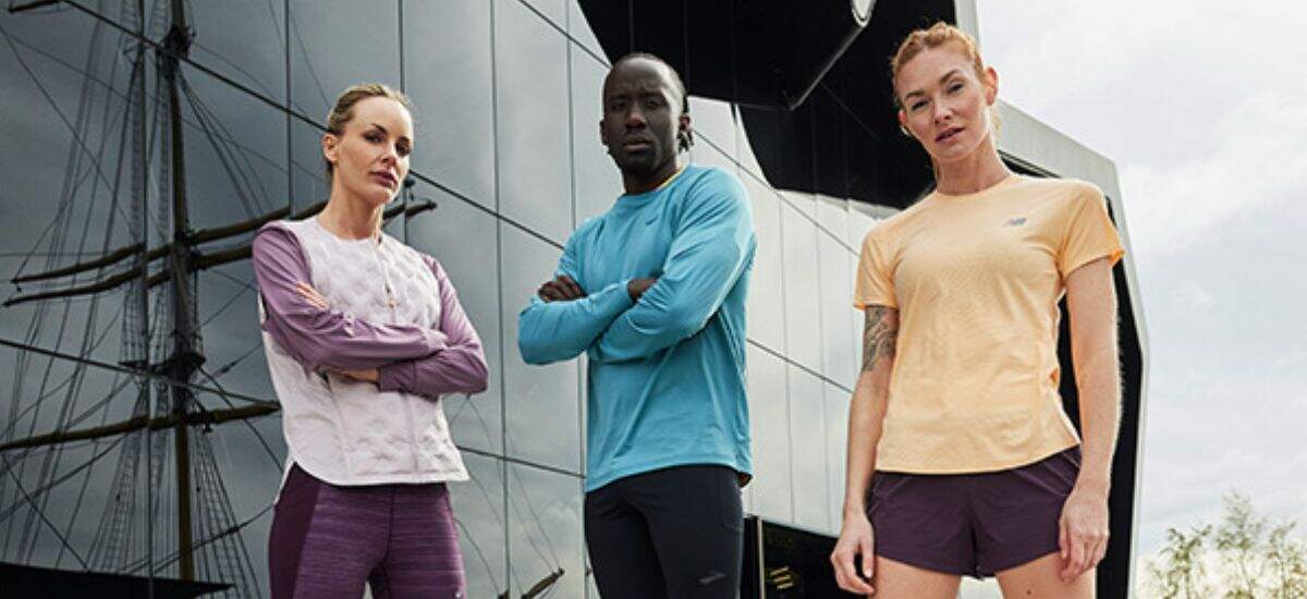 3 Personen in Sportoutfit