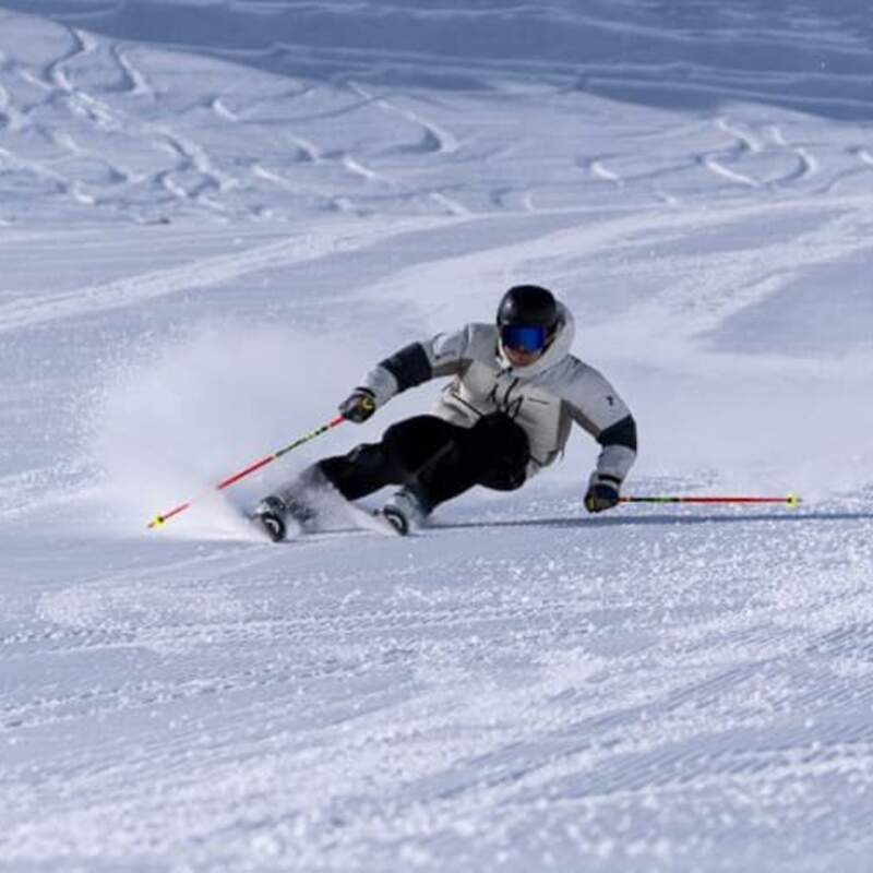 Skifahrer in Aktion
