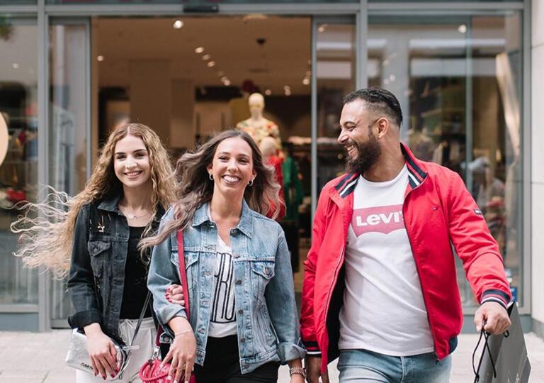Modehaus Zinser GmbH & Co. KG Tübingen