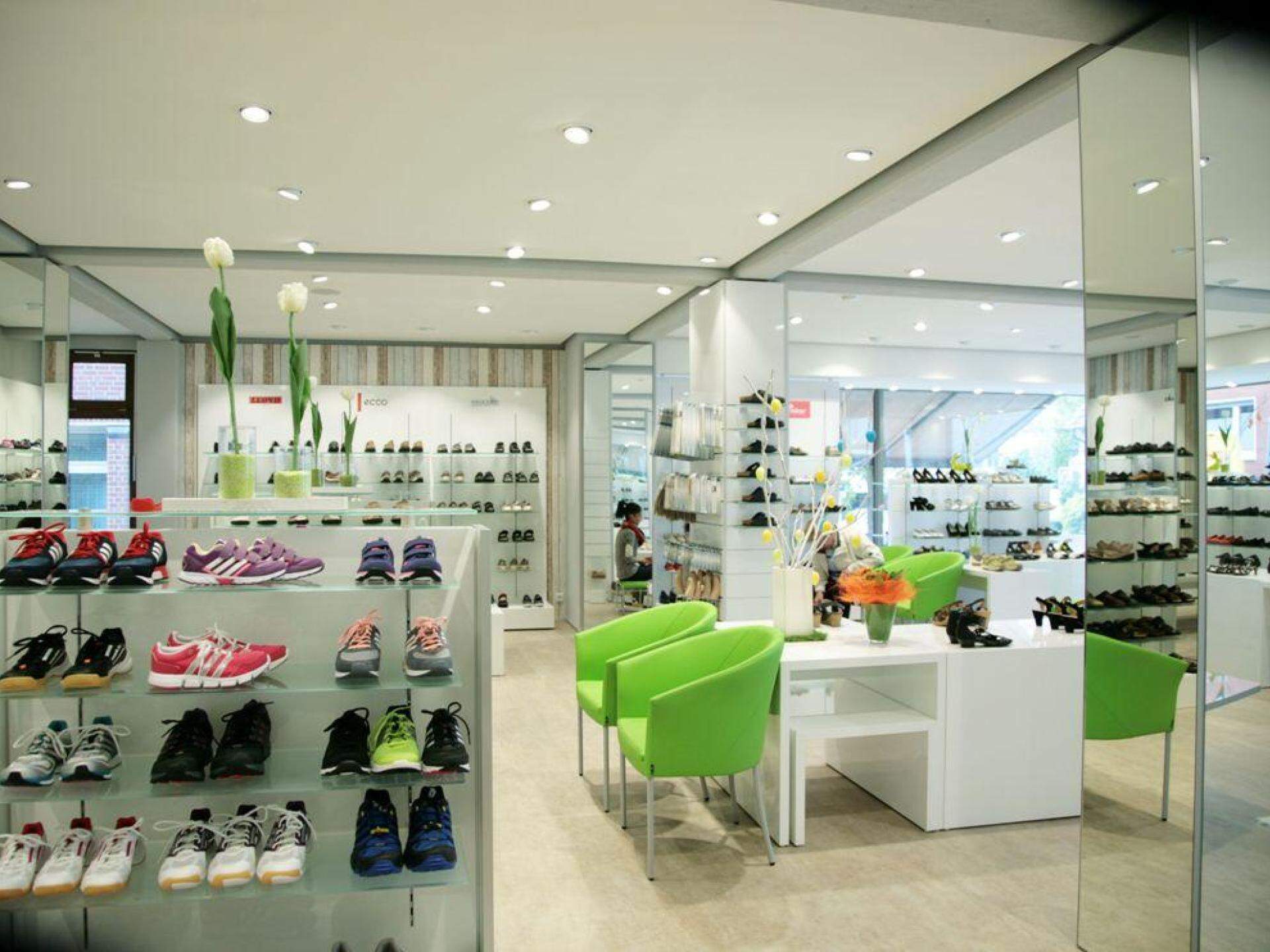 Schuhhaus Multhoff GmbH & Co.KG. Altenberge Westf
